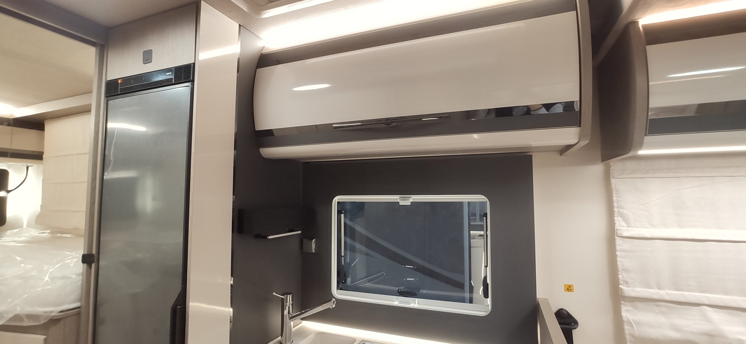 Arca Compact 699 LG America