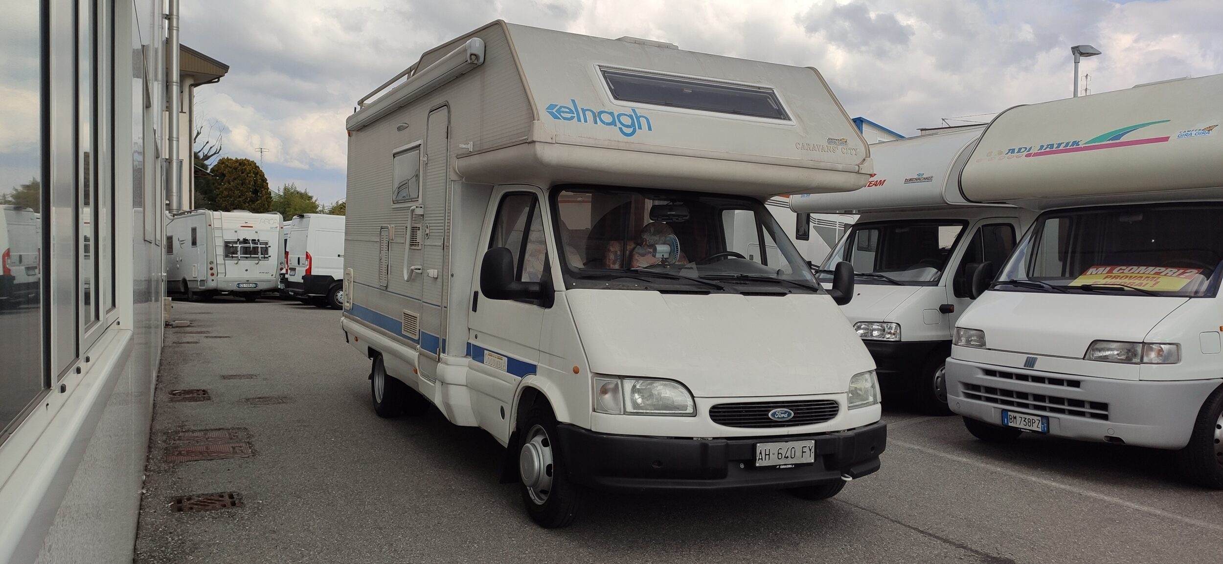 Elnagh Columbia 106