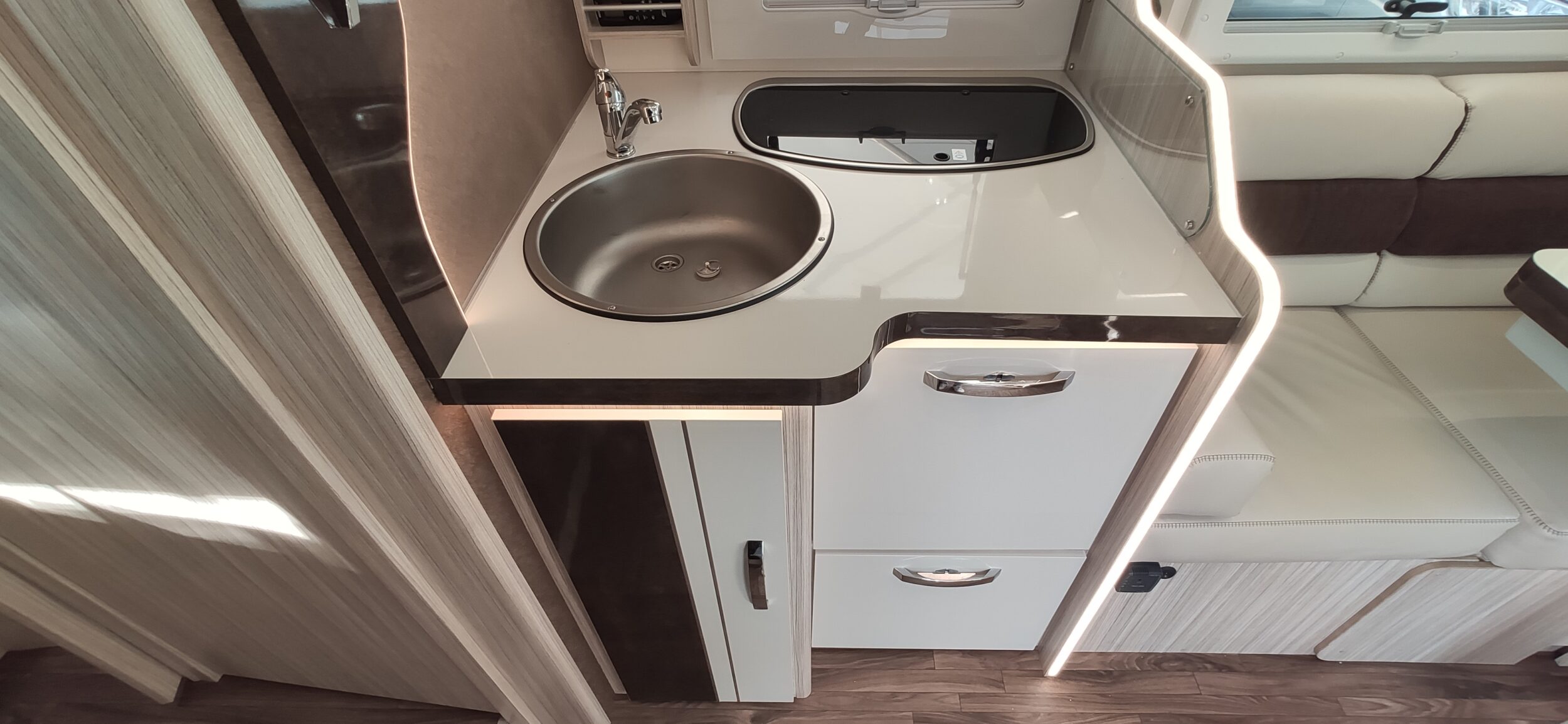 Elnagh T-Loft 532