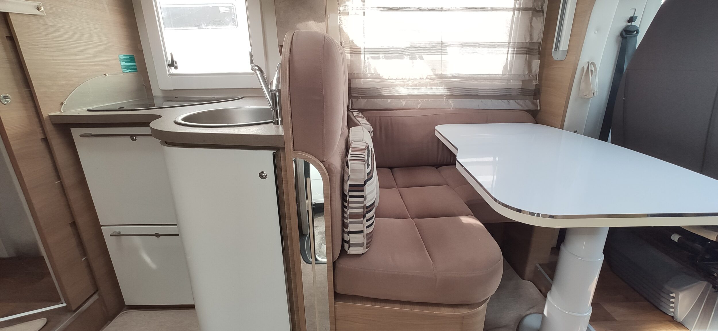 Elnagh T-Loft 530