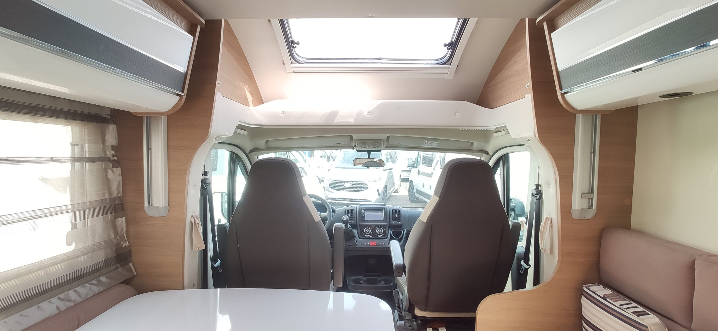 Elnagh T-Loft 530