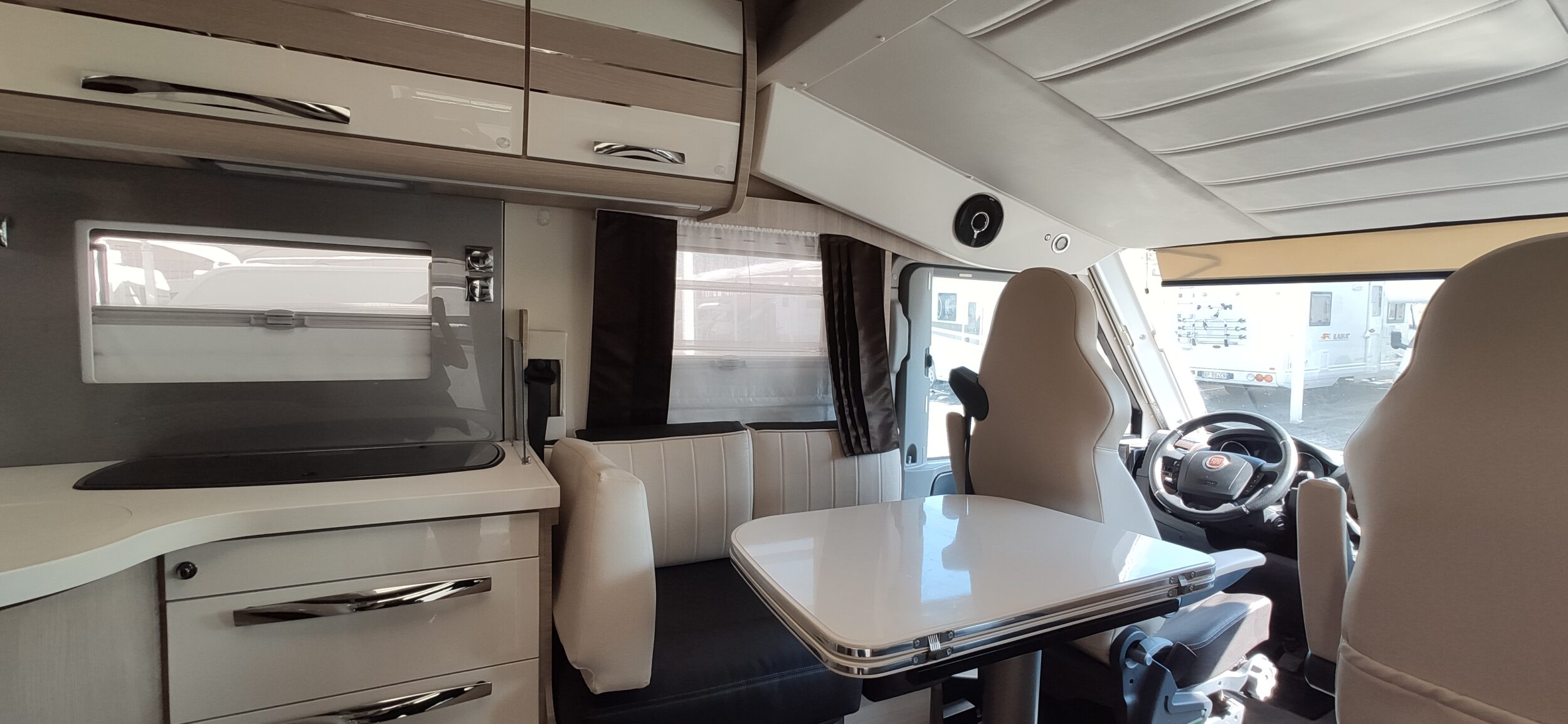 Mobilvetta K-Yacht 86 Teckno Line