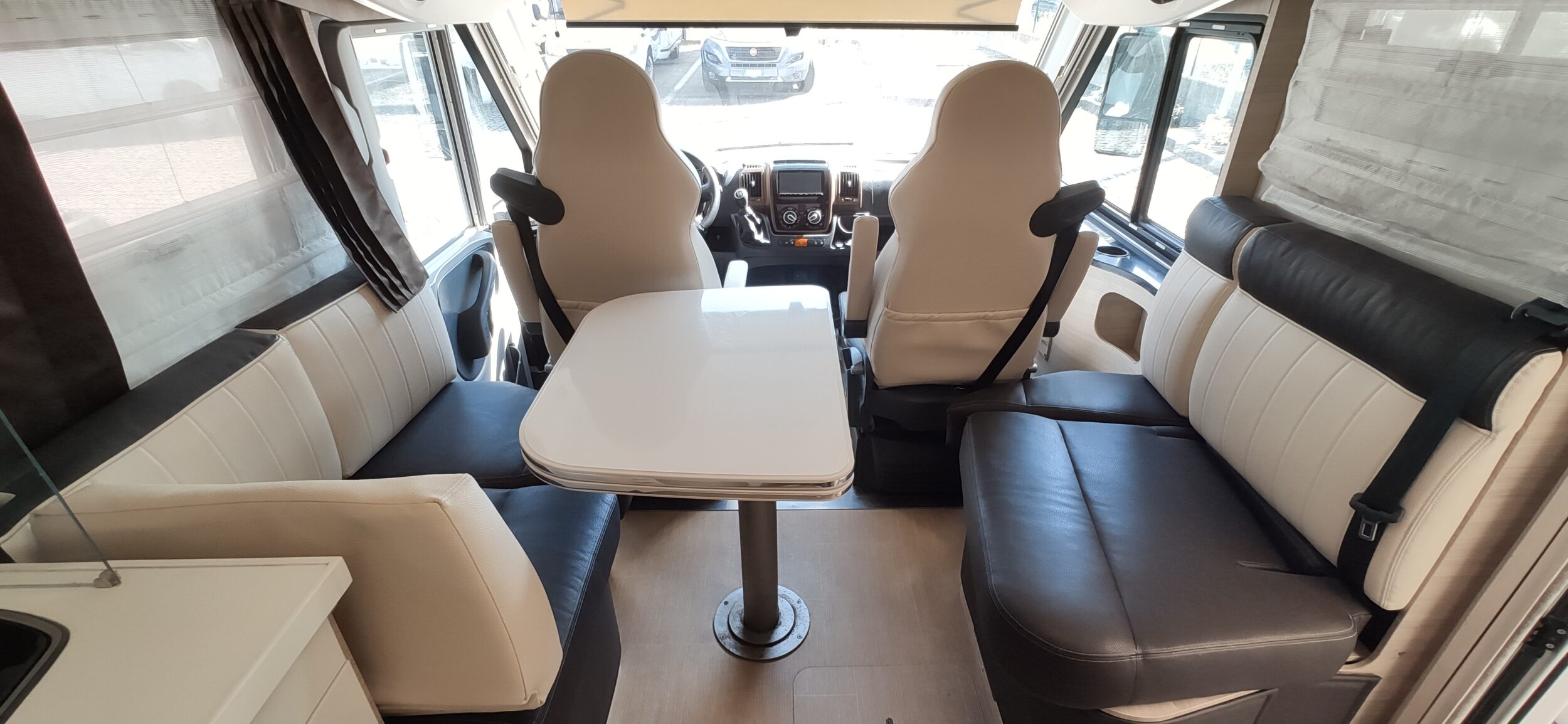 Mobilvetta K-Yacht 86 Teckno Line