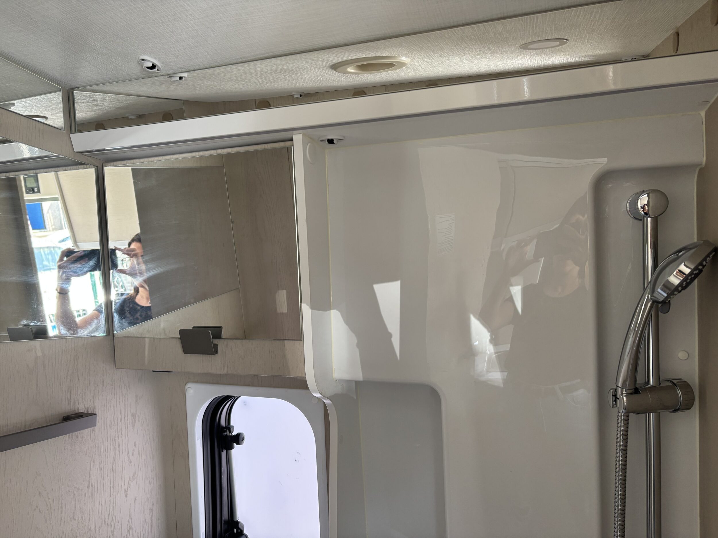 Xgo Xvan 102