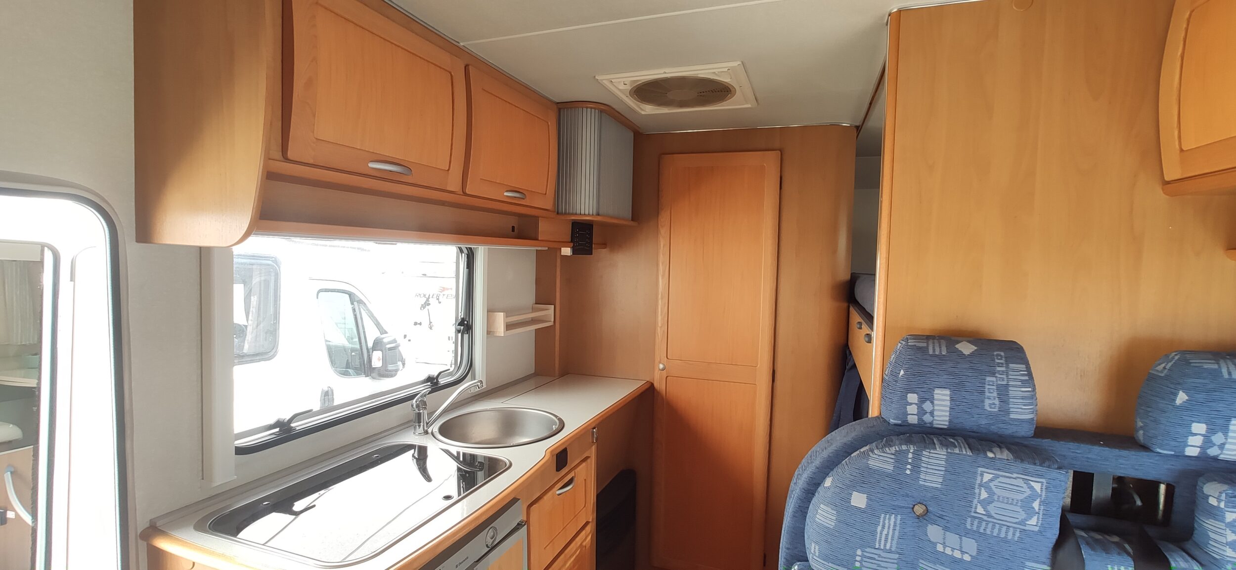 McLouis Glen 430 W