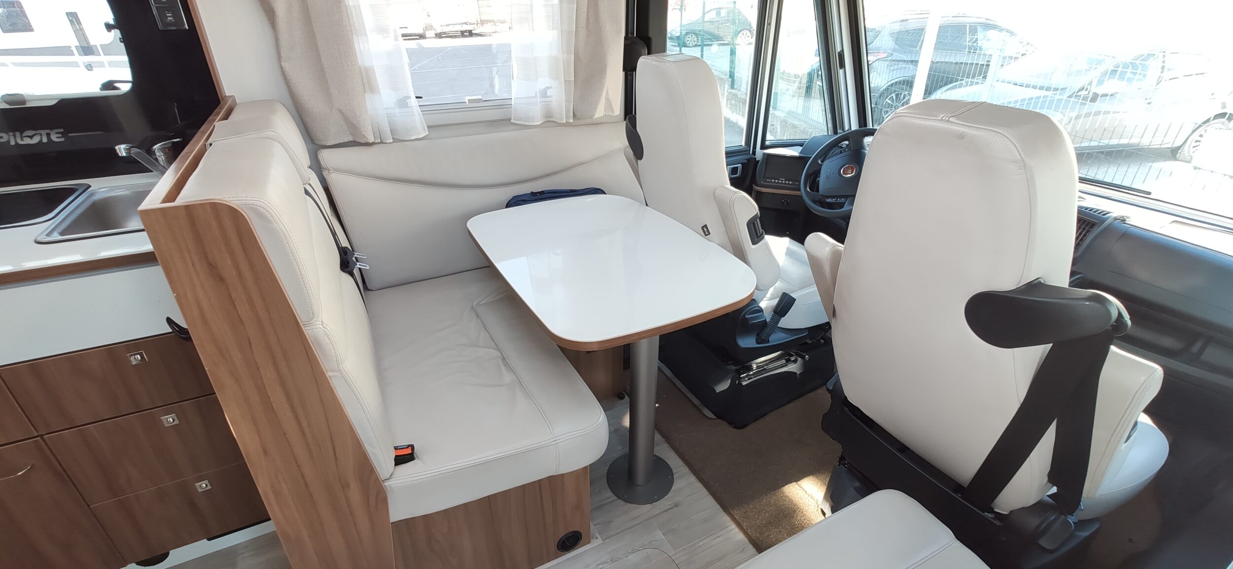 Pilote Essentiel G 700