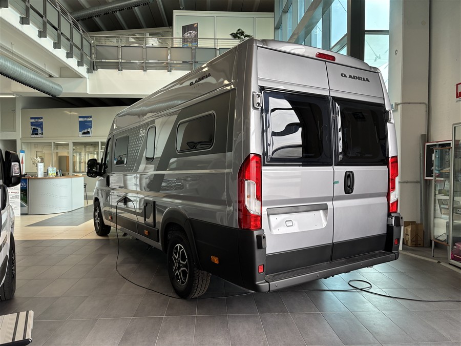 Adria Twin 640 SGX 60Y