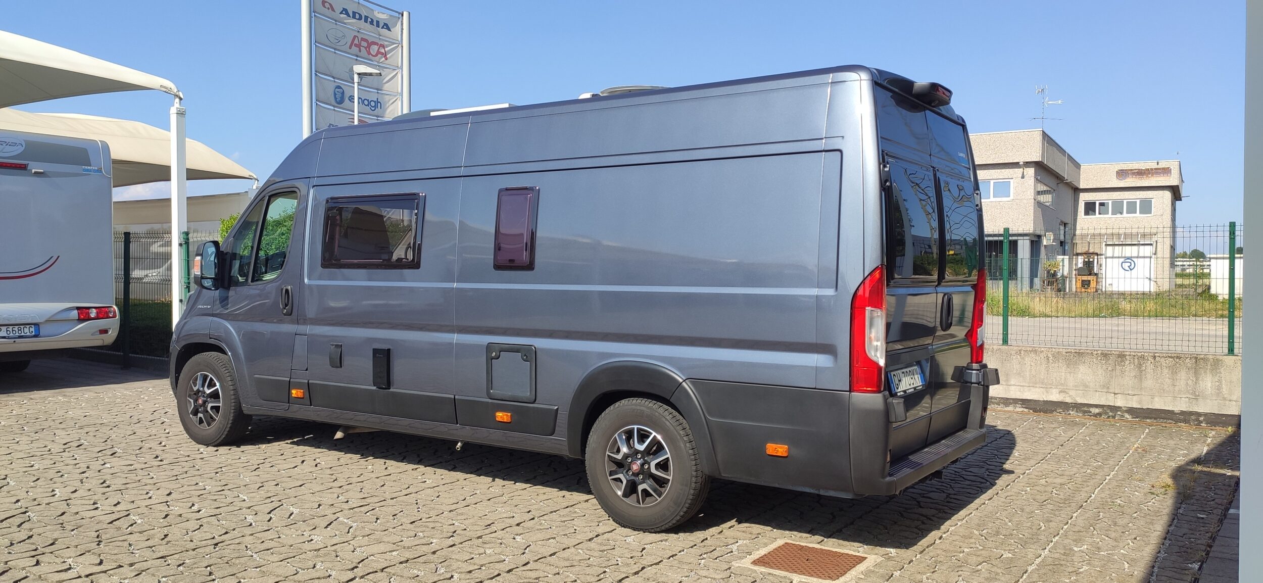 RT Livingstone Duo XL
