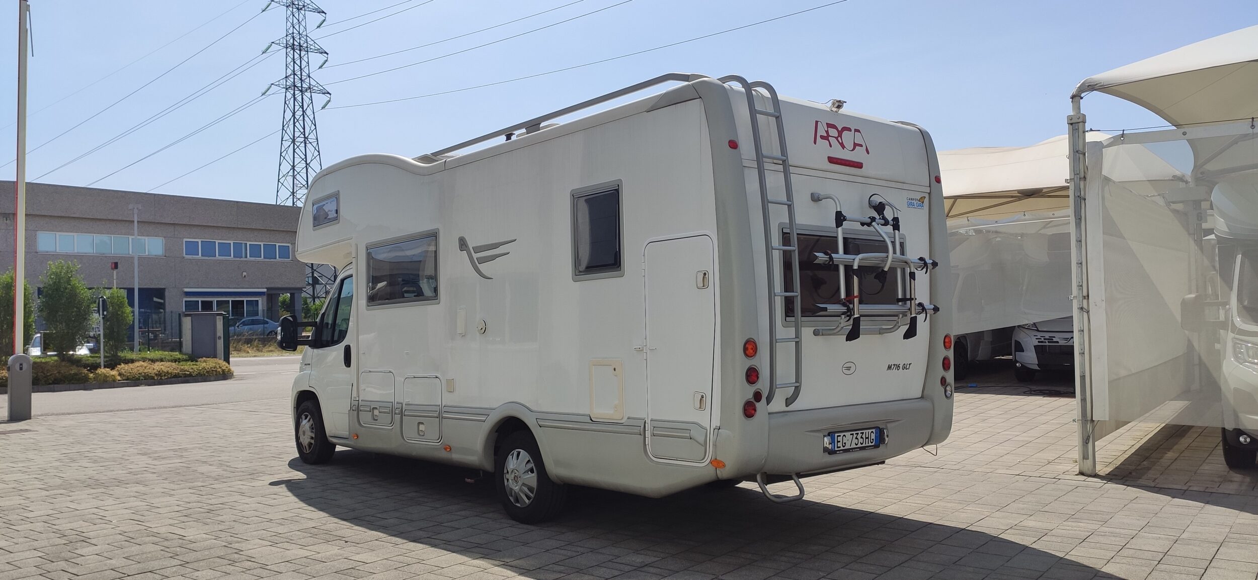 Arca M 716 GLT