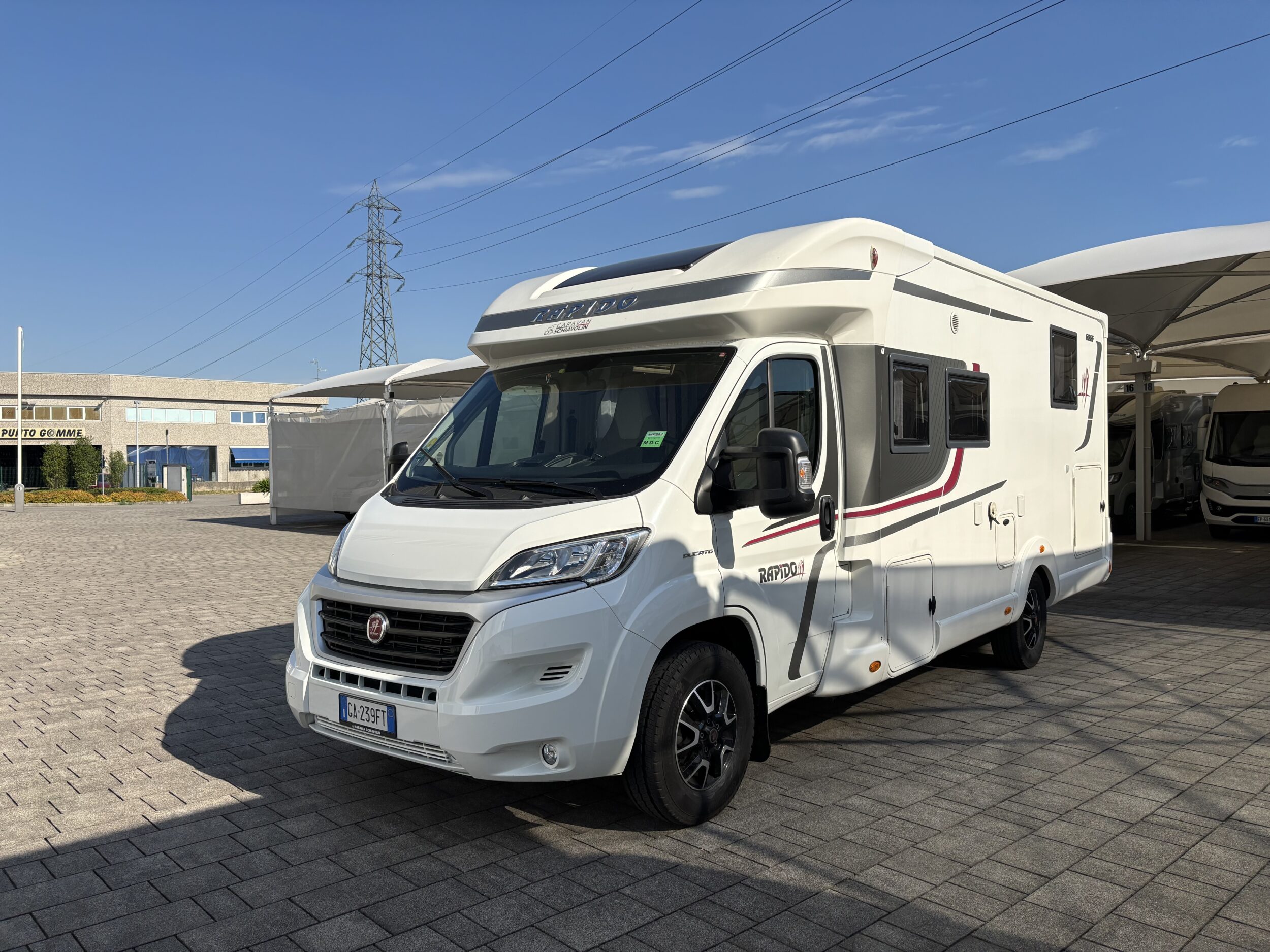 Rapido 686 F
