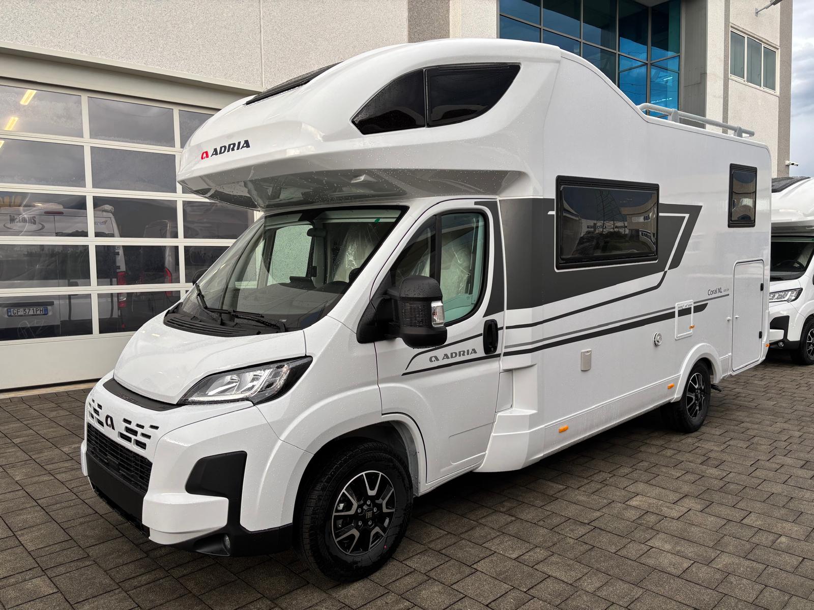 Adria Coral XL 600 DP 60Y Italian Edition