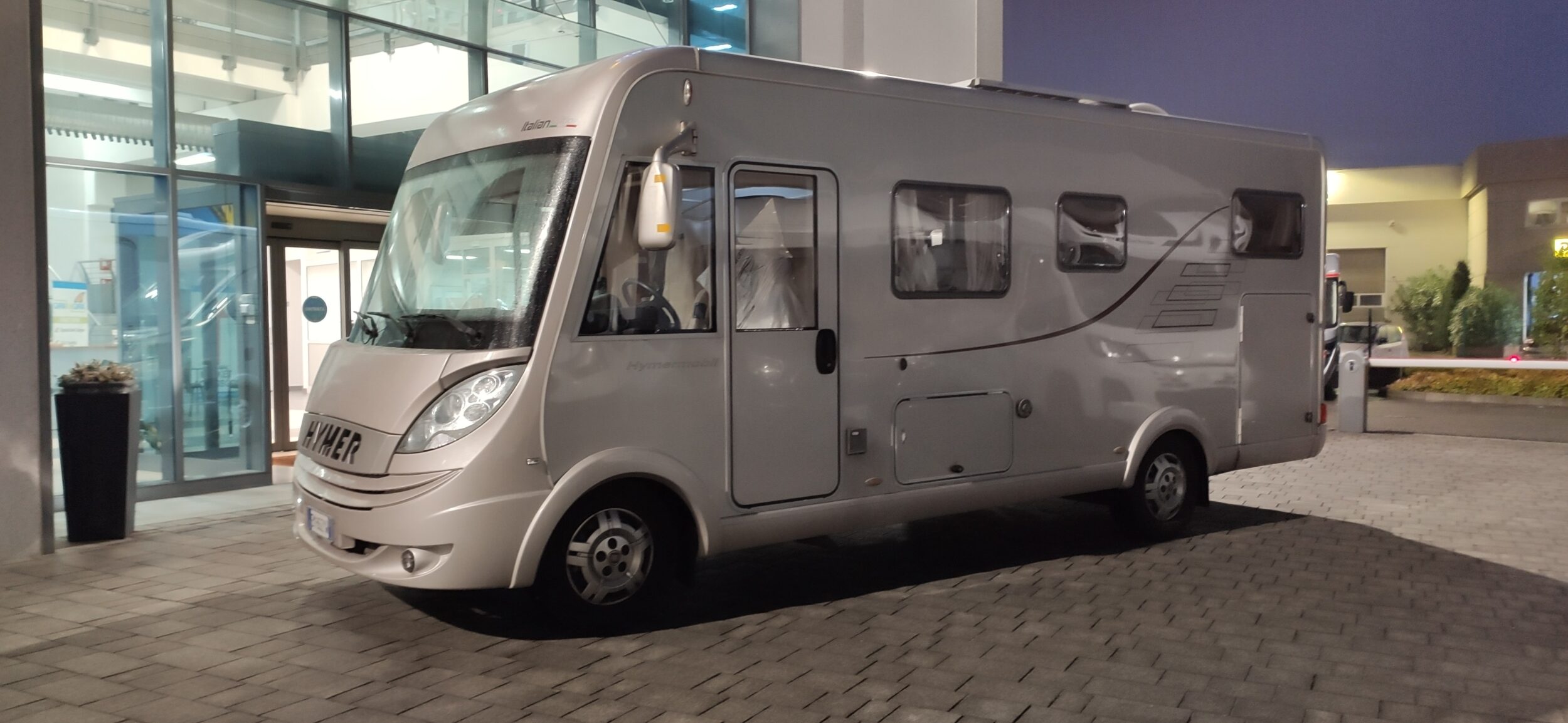 Hymer B 594 Italian Edition