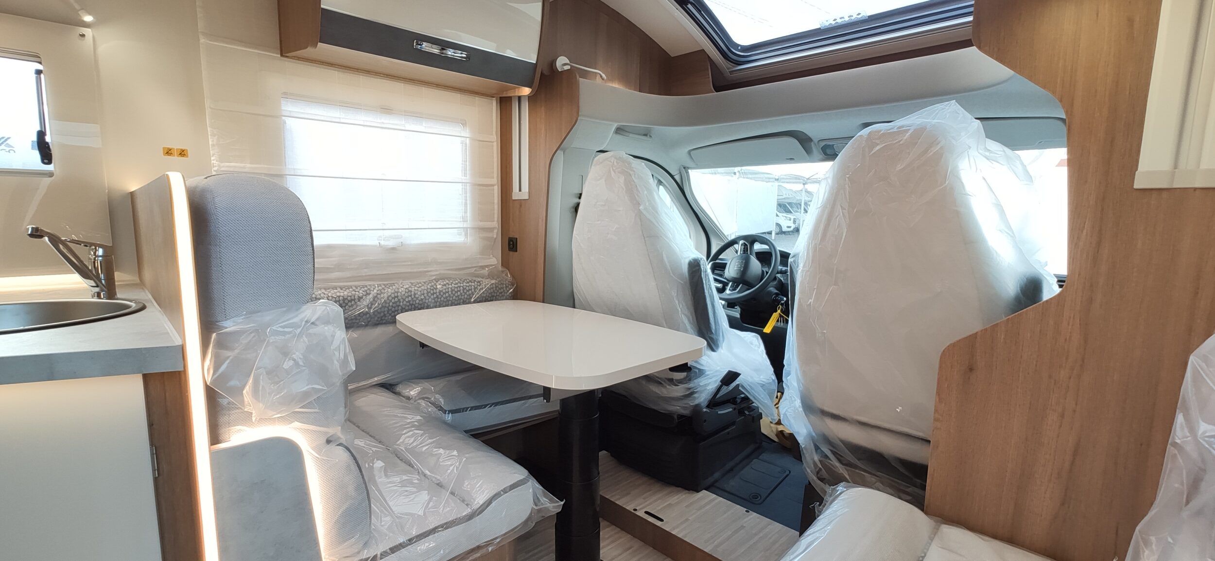 Elnagh Baron 560